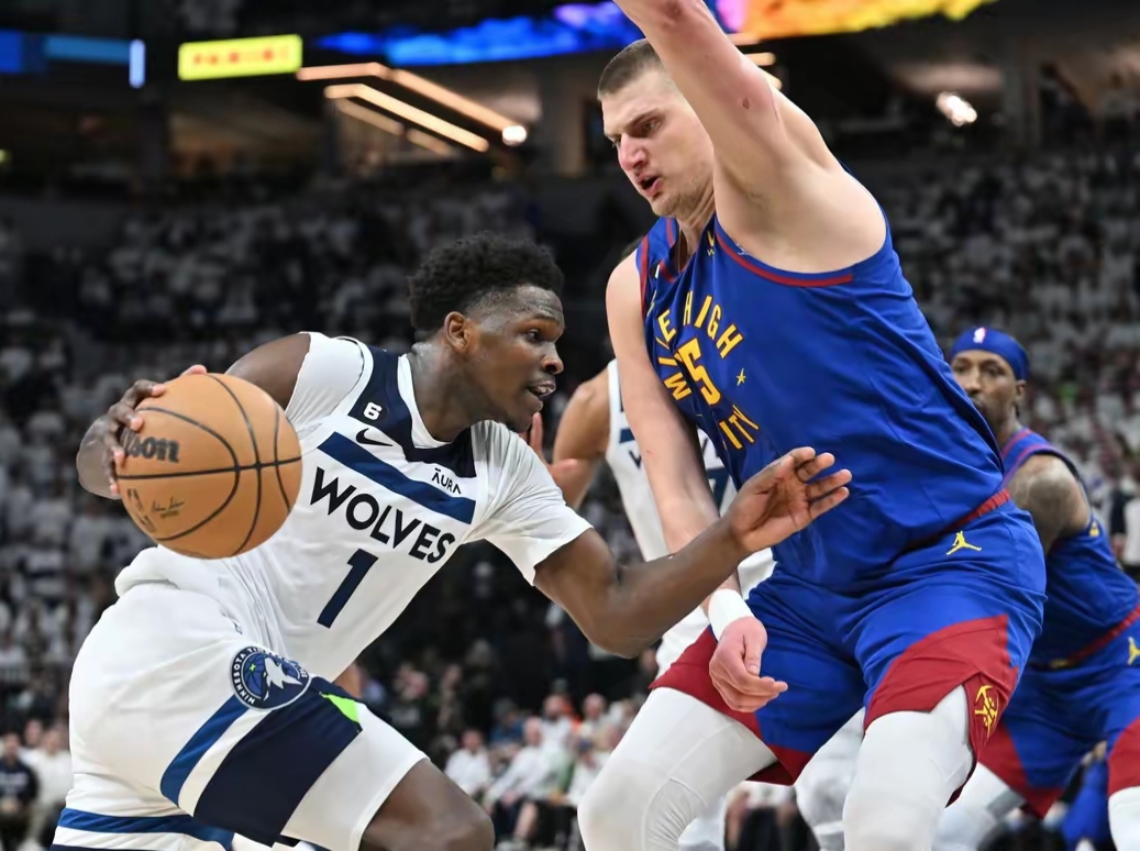 包含灰熊完胜鹈鹕，升至西部前列的词条